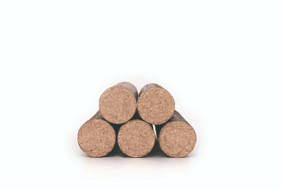 Holzbriketts Spark Hartholz Buche Rund 96 x 10 kg Palette (960 kg) – Premium Kaminbriketts – Bild 2